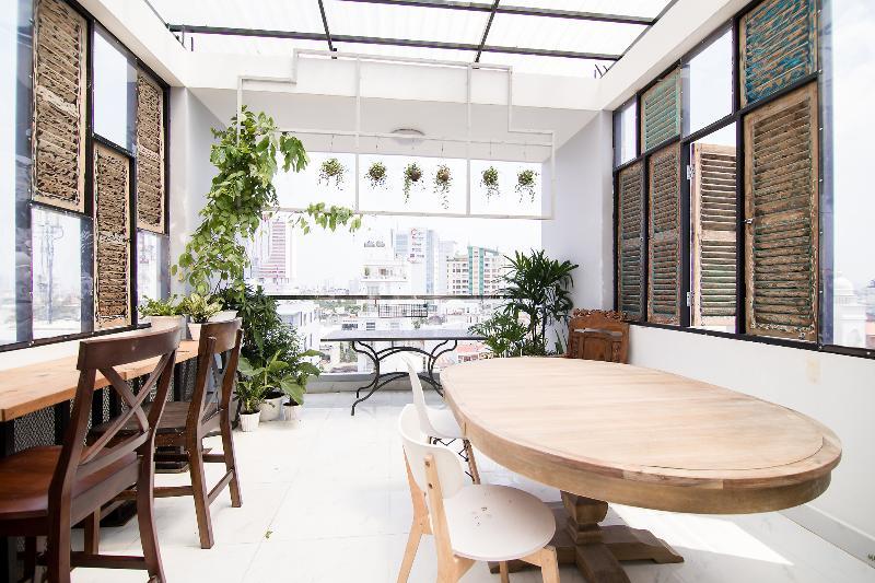 ホテル レッドドアーズ ニア サイゴン ズー ホーチミン市 エクステリア 写真